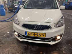 Wit Gebruikt 2018 Mitsubishi Space Star Hatchback | € 3.699 (Super prijs)
