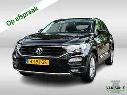 Zwart Gebruikt 2020 VW T-Roc Business SUV | € 18.900 (Eerlijke prijs)