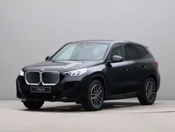 Zwart Nieuw 2025 BMW iX1 M Sport SUV | € 56.307 (Super prijs)
