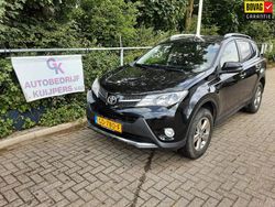 Zwart Gebruikt 2015 Toyota RAV4 Style SUV | € 20.950 (Iets duurder)