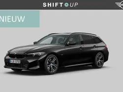 Zwart Gebruikt 2022 BMW 330 M Sport Stationwagen | € 44.940 (Duur)