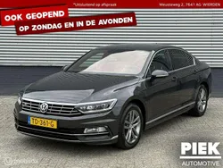 Grijs Gebruikt 2018 VW Passat Highline Sedan | € 12.999 (Duur)