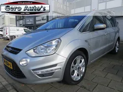 Grijs Gebruikt 2013 Ford S-MAX Titanium MPV | € 8.900 (Goede deal)