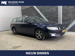 Blauw Gebruikt 2016 Volvo V70 Stationwagen | € 11.900 (Eerlijke prijs)