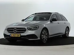 Hightechzilver (licht grijs metallic) Gebruikt 2022 Mercedes 300 Luxury Stationwagen | € 39.950 (Duur)