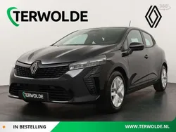 Zwart Nieuw 2025 Renault Clio V Evolution Hatchback | € 24.690 (Eerlijke prijs)