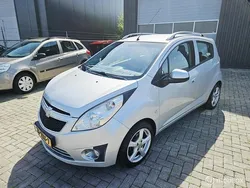 Grijs Gebruikt 2012 Chevrolet Spark LT Hatchback | € 1.999 (Eerlijke prijs)