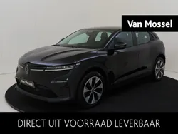 Grijs Nieuw 2025 Renault Mégane Evolution SUV | € 41.820 (Eerlijke prijs)