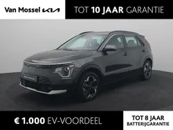 Grijs, metallic lak Gebruikt 2023 Kia e-Niro SUV | € 30.940 (Goede deal)