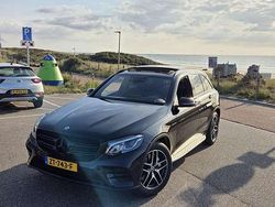 Zwart Gebruikt 2017 Mercedes GLC220 Prestige Stationwagen | € 35.850 (Duur)