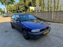 Blauw Gebruikt 1995 Opel Astra Hatchback | € 799