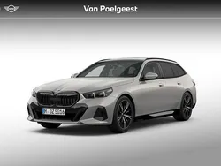 Grijs Nieuw 2025 BMW 520 M Sport Stationwagen | € 93.909 (Duur)
