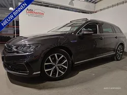 Grijs Gebruikt 2021 VW Passat Business Stationwagen | € 25.950 (Eerlijke prijs)