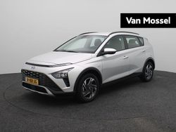 Sleek silver metallic (licht grijs) Gebruikt 2022 Hyundai Bayon Comfort SUV | € 19.740 (Eerlijke prijs)
