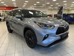 Grijs Nieuw 2024 Toyota Highlander Premium SUV | € 79.999 (Eerlijke prijs)