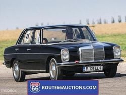 Zwart Gebruikt 1970 Mercedes 200 | € 4.500