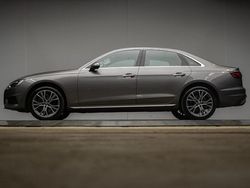 Grijs Gebruikt 2021 Audi A4 Business Sedan | € 23.945 (Eerlijke prijs)