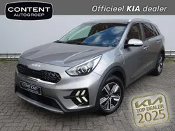 Grijs Gebruikt 2022 Kia Niro SUV | € 23.940 (Goede deal)