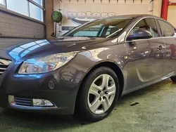 Grijs Gebruikt 2011 Opel Insignia Business Edition Sedan | € 4.950 (Eerlijke prijs)