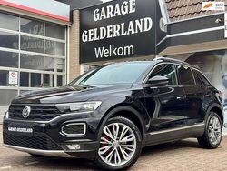 Zwart Gebruikt 2019 VW T-Roc Sportline SUV | € 22.700 (Eerlijke prijs)