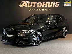 Zwart Gebruikt 2021 BMW 330 Executive Stationwagen | € 42.490 (Duur)