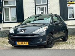 Zwart Gebruikt 2010 Peugeot 206+ Urban Move Hatchback | € 2.550 (Eerlijke prijs)