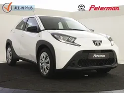 Wit Gebruikt 2023 Toyota Aygo Play Hatchback | € 15.999 (Goede deal)