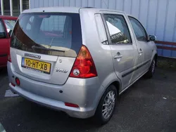 Grijs Gebruikt 2001 Daihatsu Young Rv MPV | € 1.850