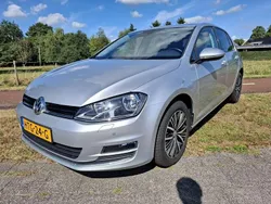 Grijs Gebruikt 2016 VW Golf VII Allstar Hatchback | € 9.450 (Super prijs)