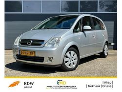 Grijs Gebruikt 2004 Opel Meriva Cosmo MPV | € 1.995 (Eerlijke prijs)