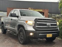 Grijs Gebruikt 2014 Toyota Tundra Pickup | € 34.900
