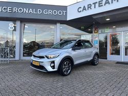 Grijs Gebruikt 2020 Kia Stonic SUV | € 15.500 (Eerlijke prijs)