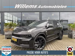 Zwart Gebruikt 2022 Lynk & Co 01 SUV | € 27.900 (Eerlijke prijs)