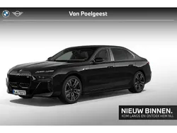 Saphirschwarz metallic (zwart metallic) Gebruikt 2024 BMW i7 Executive Sedan | € 128.500