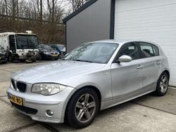 Grijs Gebruikt 2005 BMW 118 Hatchback | € 1.499