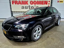 Zwart Gebruikt 2018 Skoda Superb Ambition Hatchback | € 19.450 (Super prijs)