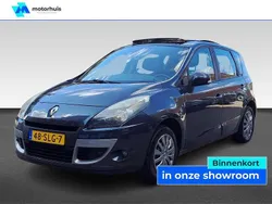 Grijs, metallic lak Gebruikt 2011 Renault Scénic III Expression MPV | € 4.745 (Eerlijke prijs)