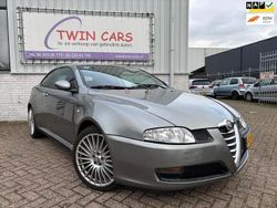 Grijs Gebruikt 2005 Alfa Romeo GT Distinctive Coupé | € 2.750 (Eerlijke prijs)