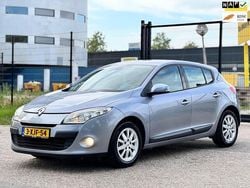 Grijs Gebruikt 2009 Renault Mégane III Expression Hatchback | € 4.450 (Eerlijke prijs)