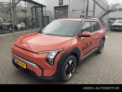 Rood Nieuw 2024 Kia EV3 4 SUV | € 41.950 (Goede deal)
