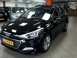 Zwart Gebruikt 2015 Hyundai i20 Premium Hatchback | € 9.950 (Iets duurder)