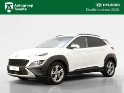 Wit metallic Gebruikt 2022 Hyundai Kona SUV | € 19.950 (Eerlijke prijs)
