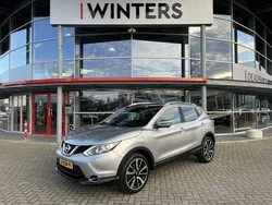 Grijs, metallic lak Gebruikt 2014 Nissan Qashqai Tekna SUV | € 13.845 (Eerlijke prijs)