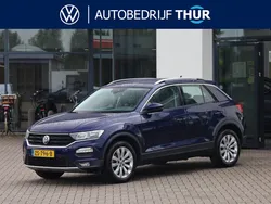 Blauw Gebruikt 2019 VW T-Roc Style SUV | € 19.950 (Eerlijke prijs)