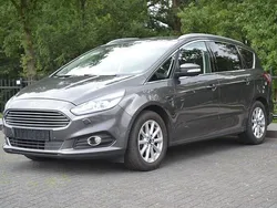 Grijs, metallic lak Gebruikt 2016 Ford S-MAX Titanium MPV | € 14.450 (Eerlijke prijs)