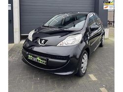 Zwart Gebruikt 2008 Peugeot 107 Hatchback | € 2.950 (Eerlijke prijs)