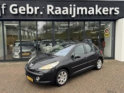 Zwart Gebruikt 2007 Peugeot 207 CC Cabriolet | € 1.950 (Goede deal)