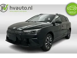 Zwart Nieuw 2025 MG MG5 EV Comfort Stationwagen | € 24.545