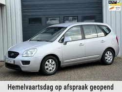 Grijs Gebruikt 2009 Kia Carens 2 MPV | € 3.850 (Eerlijke prijs)