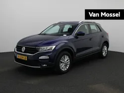 Blauw Gebruikt 2020 VW T-Roc Business SUV | € 21.900 (Goede deal)